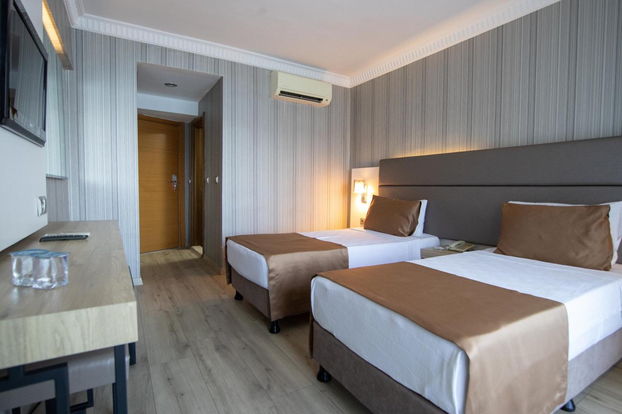 Point Beach Hotel مرمريس المظهر الخارجي الصورة