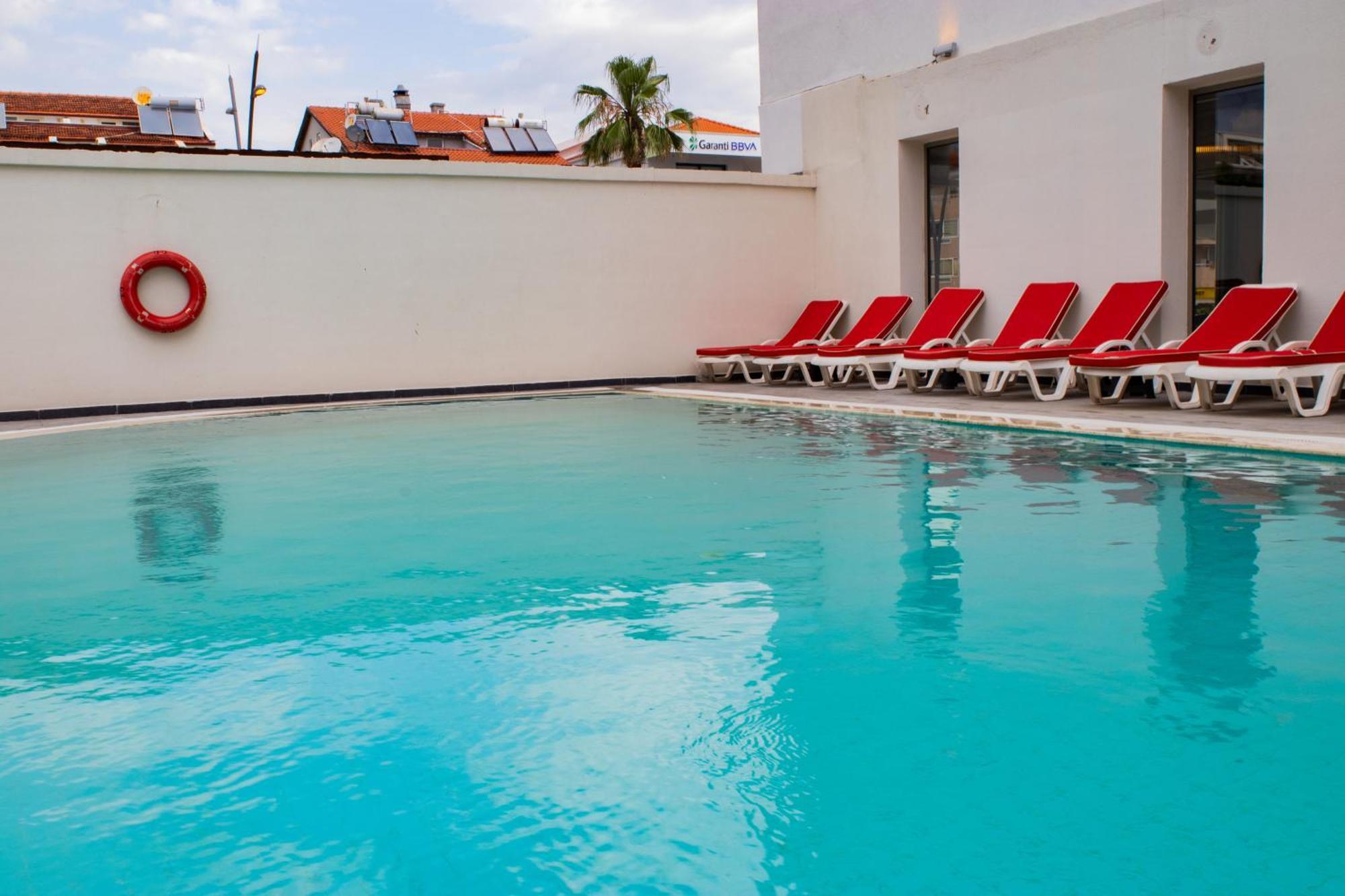 Point Beach Hotel مرمريس المظهر الخارجي الصورة