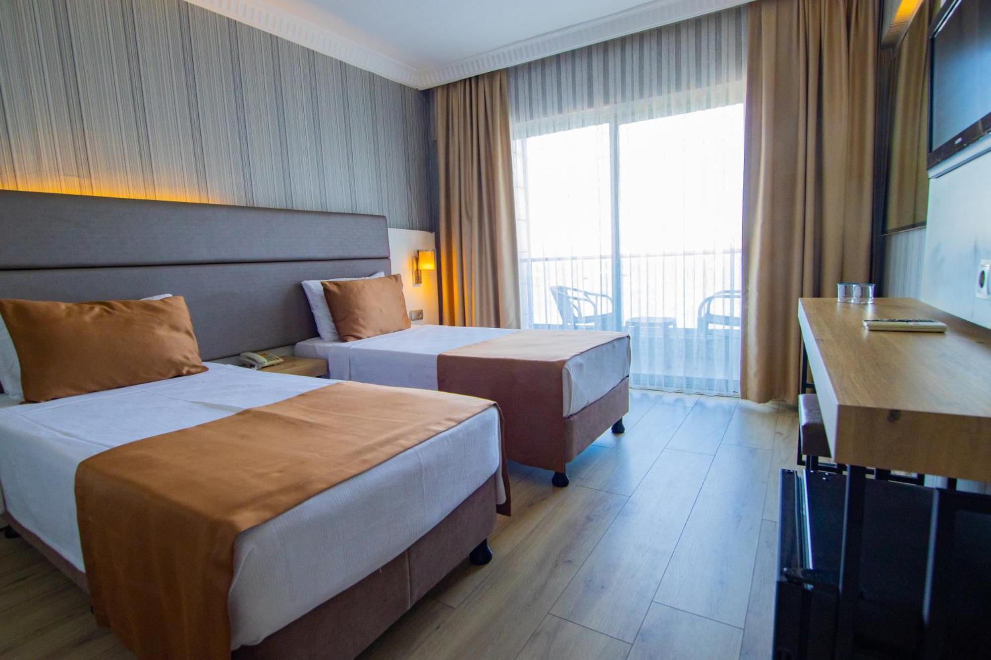 Point Beach Hotel مرمريس المظهر الخارجي الصورة